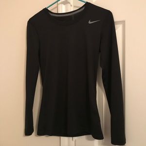Womans Nike Long Sleeve